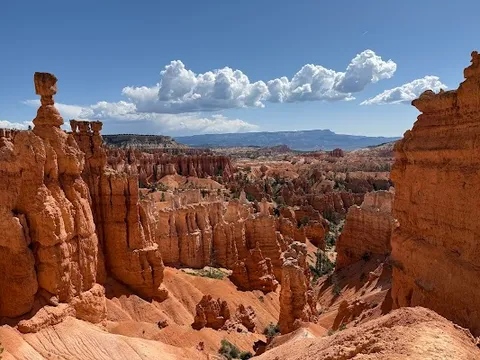 Navajo Loop Trail — Hike — Southern Utah Parks Traverse — United States
