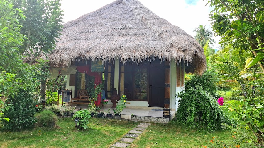 Cafe Charlie — Indonesian and international — Flores Overland via Wae Rebo — Indonesia