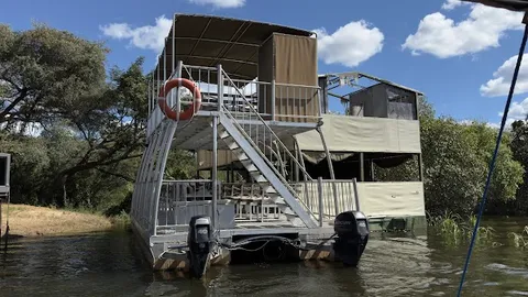 Popa Falls Resort Restaurant — African and international lodge food — Caprivi Strip and Zambezi Region — Namibia