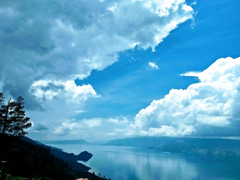 Siantar — City — Sumatra Trans-Highway Bukittinggi to Lake Toba — Indonesia