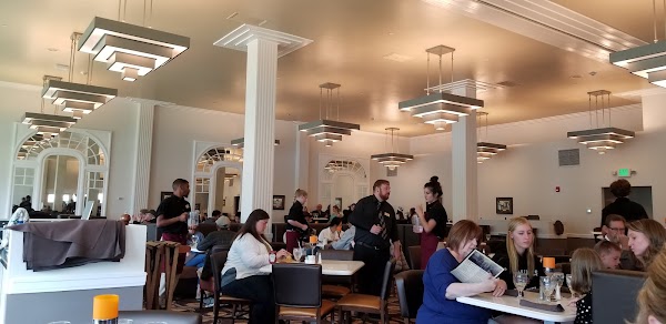 Mammoth Hot Springs Dining Room