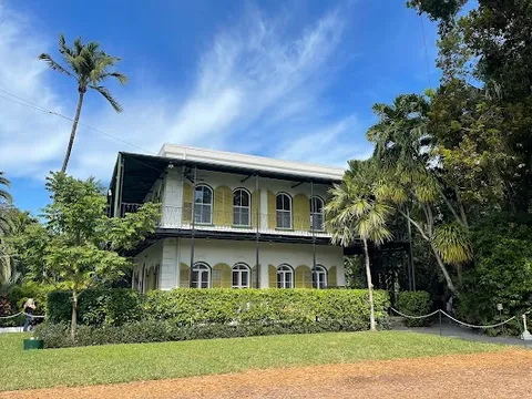The Ernest Hemingway Home and Museum — Museum — Jimmy Buffett's Florida Keys — United States