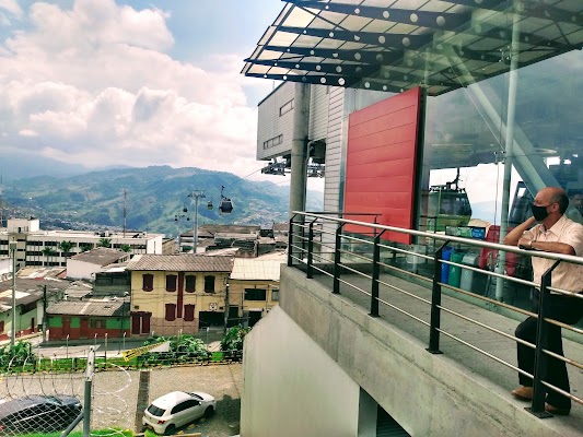 Cable cars and viewpoints in Manizales