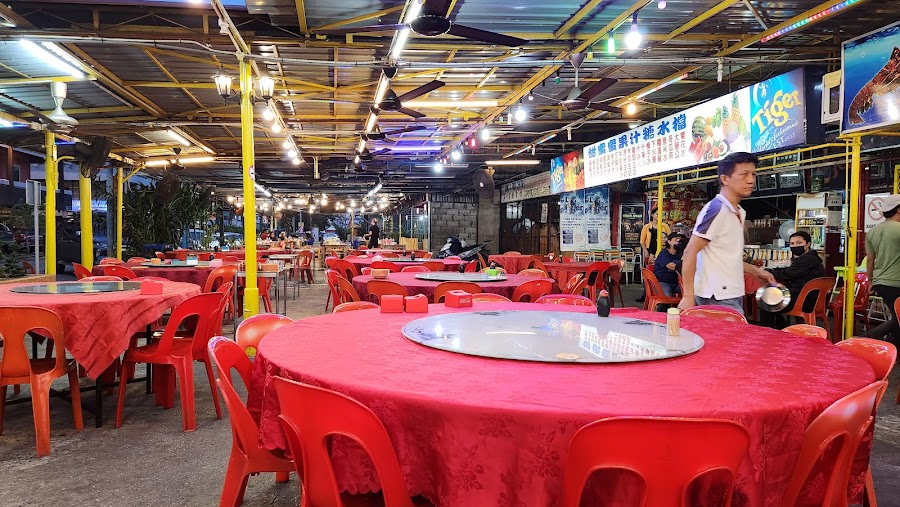 Sabindo Seafood Court named vendor — Seafood — Borneo Sabah Loop — Malaysia