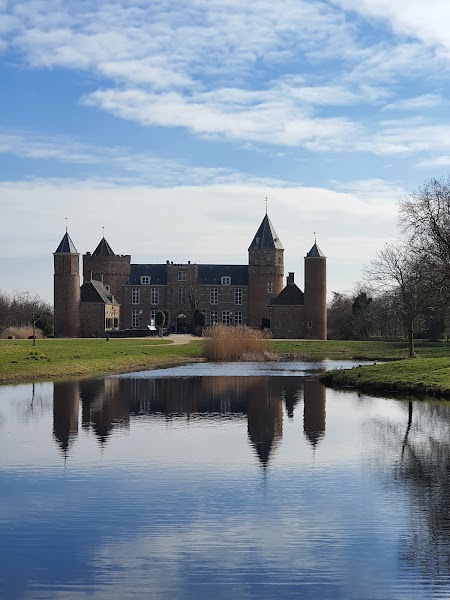 Middelburg and Domburg — City and coast — Zeeland Delta Works: Renesse to Vlissingen — Netherlands