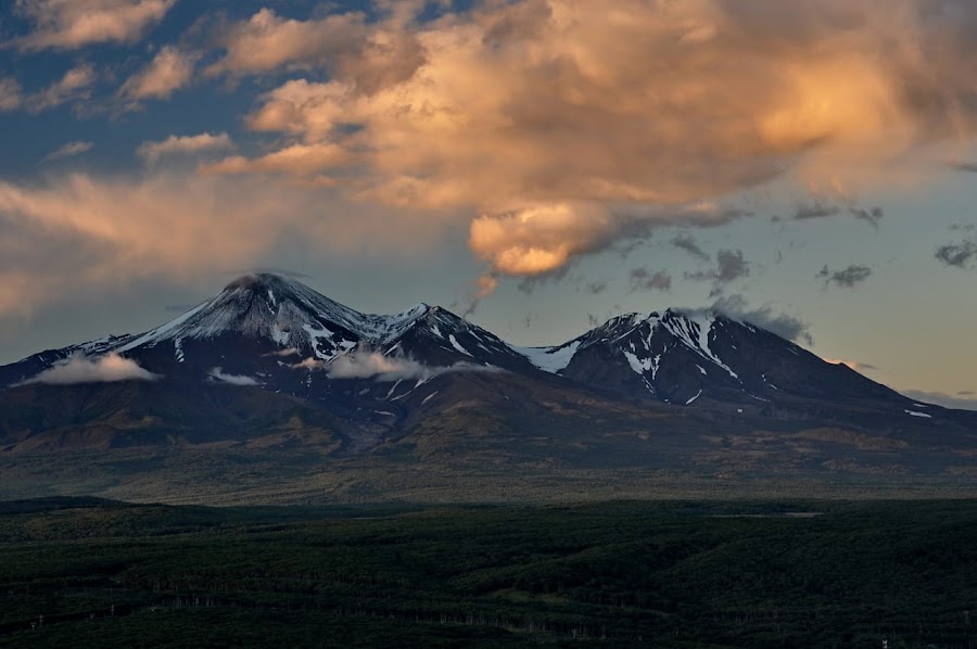 Avachinsky Volcano Hike