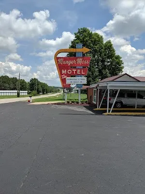 Munger Moss Motel — Landmark — Route 66 — United States