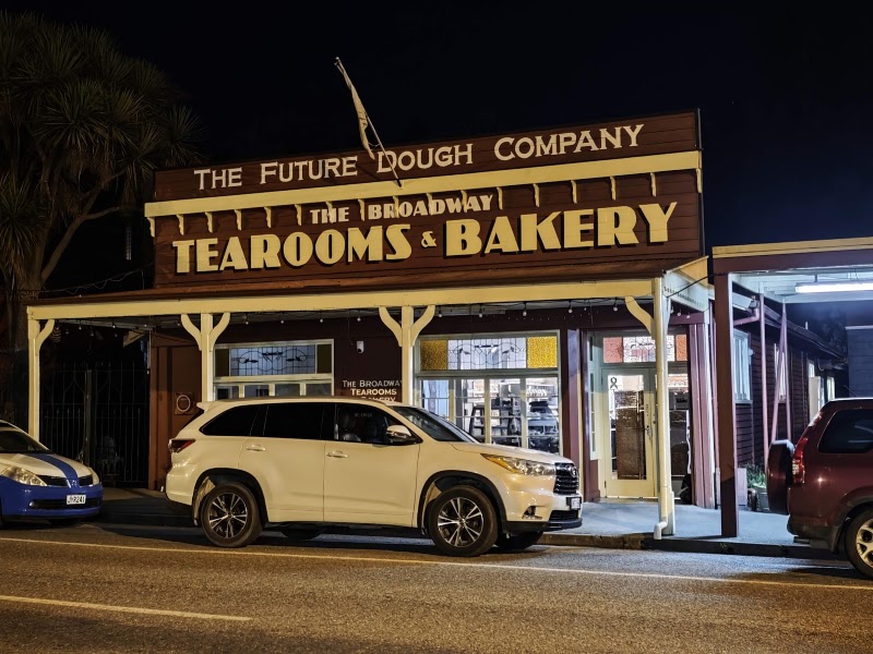 The Broadway Tearooms and Bakery — Cafe and bakery — The Two Passes — New Zealand