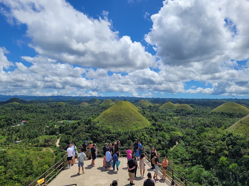 Chocolate Hills Complex