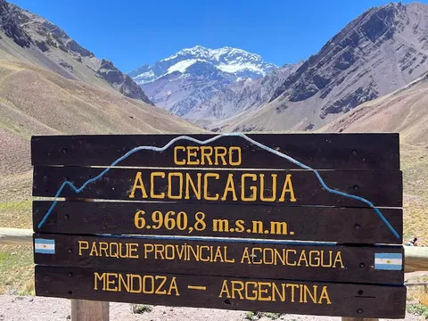 Parque Provincial Aconcagua — national park — Trans-Andean Highway — Chile