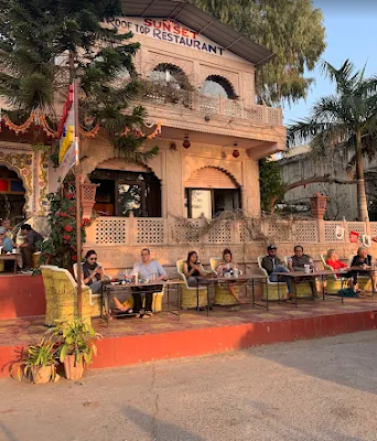 Sunset Café