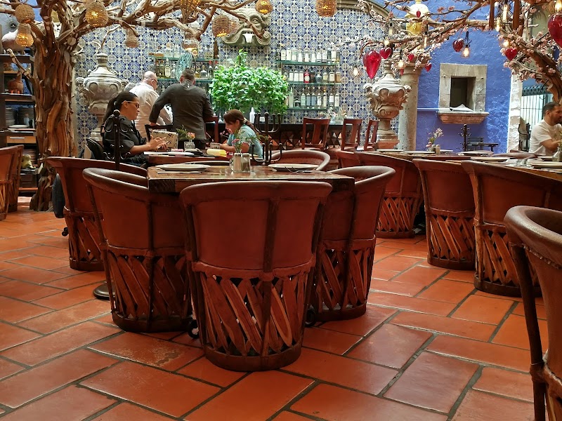 Casa Luna