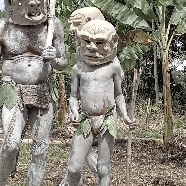 Asaro Mudmen Village