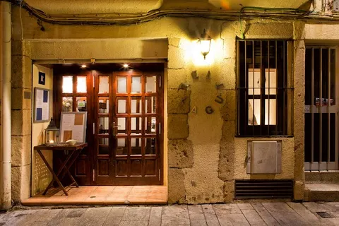 El Llagut — Catalan seafood — Mediterranean Meander — Spain