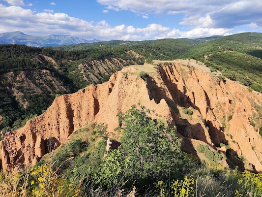 Stob Earth Pyramids