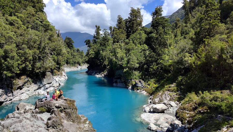 Hokitika — City — Southern Alps Highway — New Zealand