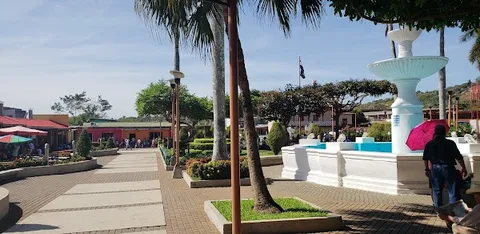 Nahuizalco — Departure — Ruta de las Flores — El Salvador