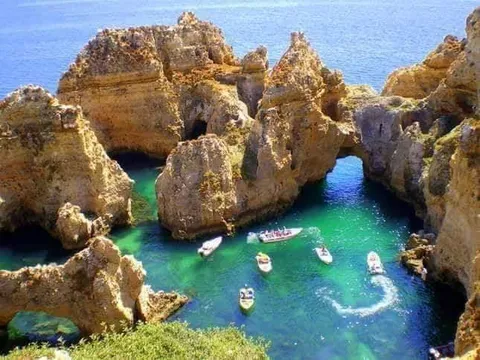 Ponta da Piedade — Landmark — Algarve Coastal Drive — Portugal