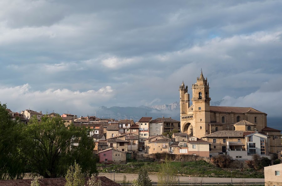 Elciego — Arrival — La Rioja Wine Region — Spain