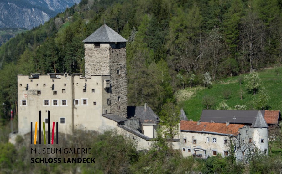 Stanz village or Landeck Castle — Short cultural stop — Tyrol & Vorarlberg — Austria