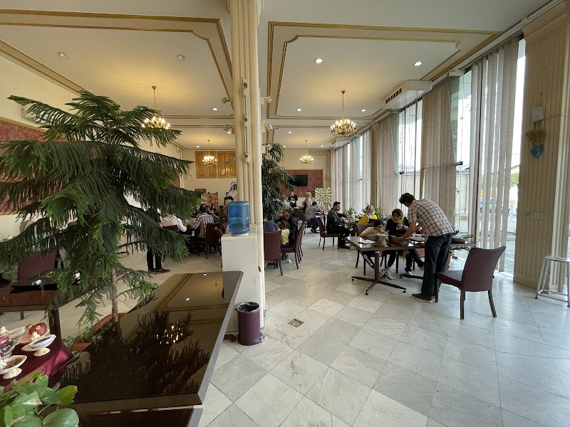 Seyed Gholam Restaurant — Persian — Пустыня Лут и Керман — Иран