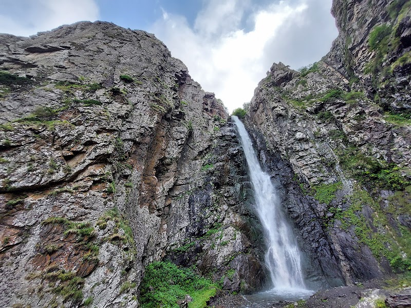 Gveleti optional short trail — Waterfall hike — Tbilisi, Kazbegi and Kakheti — Georgia