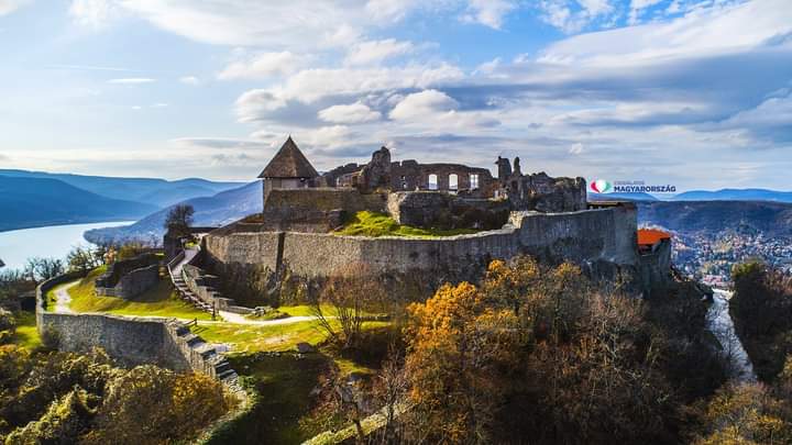 Budapest to Esztergom — Departure — Danube Bend and Balaton Loop — Hungary