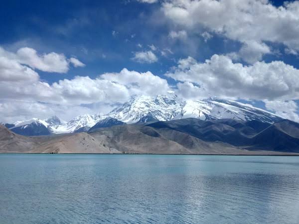 Karakul — Nature — Pamir Highway — Tajikistan