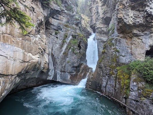 Johnston Canyon Icewalk
