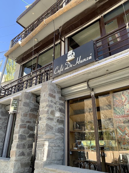 Café de Hunza — Hunza and café — Karakoram Highway: Gilgit to Kashgar — Pakistan / China