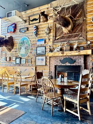 Handlebars Food & Saloon — American pub — Million Dollar Highway — United States