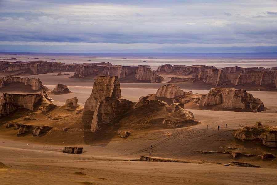 Kaluts Desert Viewpoint — scenic viewpoint — Пустыня Лут и Керман — Иран