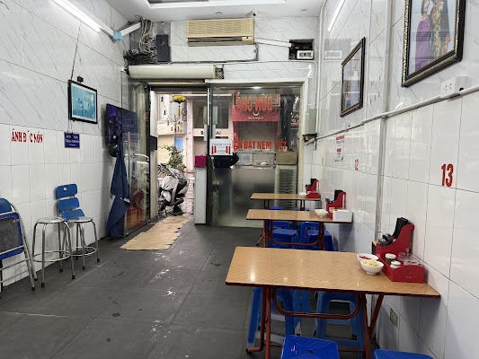 Bún Chả Hương Liên