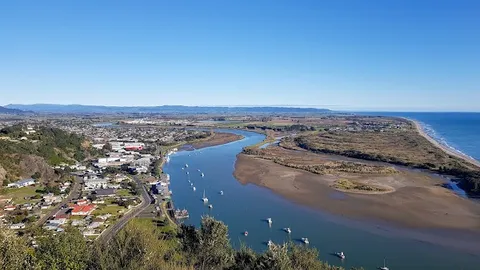 Whakatane — Departure — Pacific Coast Highway, New Zealand — New Zealand