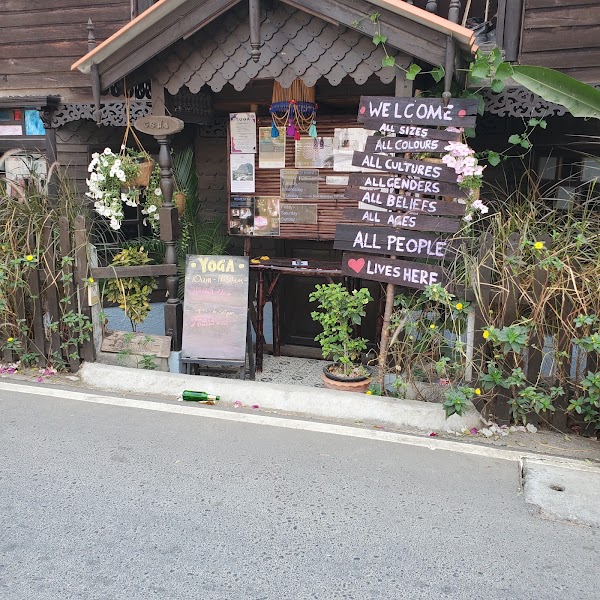 Om Garden Cafe