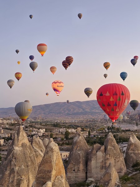 Watch balloons at sunrise