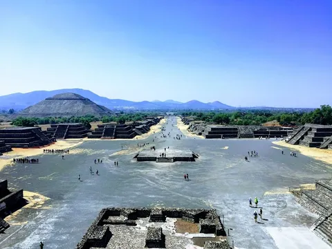 Zona Arqueológica de Teotihuacan — archaeological site — Mexico's Colonial Heartland — Mexico