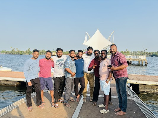 Kerala Backwaters Houseboat Cruise