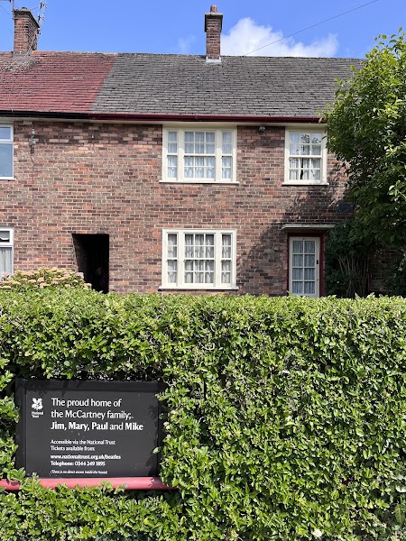 Prebooked Mendips and 20 Forthlin Road combined tour — Official guided tour — Beatles Tour — England