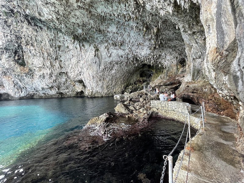 Castro and Grotta Zinzulusa — Coast and cave — Salento Coast, Puglia — Italy