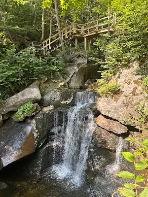 Lost River Gorge & Boulder Caves — Nature — Kancamagus Highway and Franconia Notch — United States