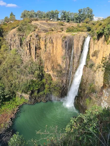 Howick Falls — Scenic Viewpoint — Durban to the Drakensberg — South Africa