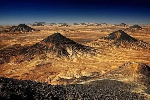 Black Desert — Nature — White Desert and Bahariya Oasis — Egypt