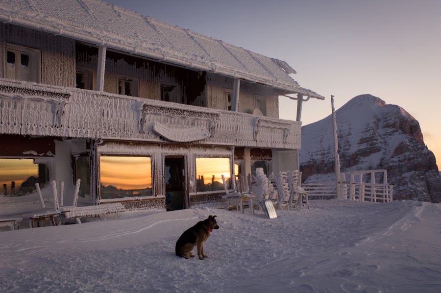Rifugio Lagazuoi — Mountain cuisine — The Dolomites — Italy