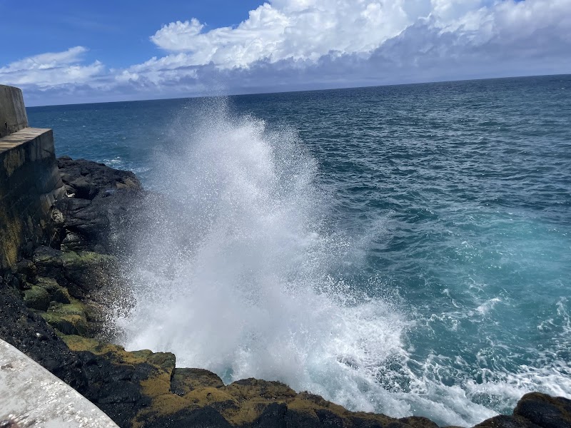 Arahhoho Blowhole — Nature — Tahiti Island Circle Road — French Polynesia