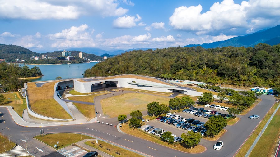 Xiangshan lakeside section — Lake Walk or Cycle — Taiwan Island Loop — Taiwan