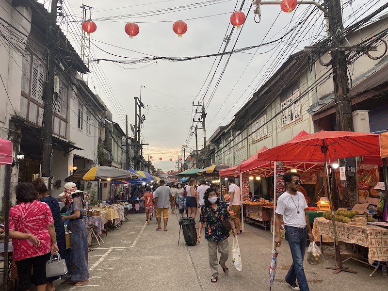 Phang Nga Walking Street — Thai street food — Krabi and Phang Nga Andaman Coast — Thailand