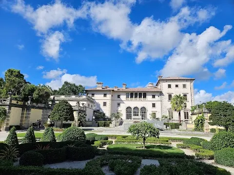 Vizcaya Museum and Gardens — Museum — Highway 1, Florida — United States