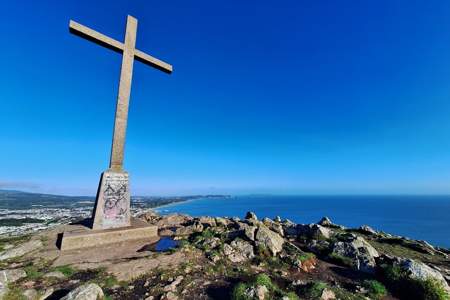 Bray seafront or open Bray Head loop — Coastal walk — Dublin to the Wicklow Mountains — Ireland