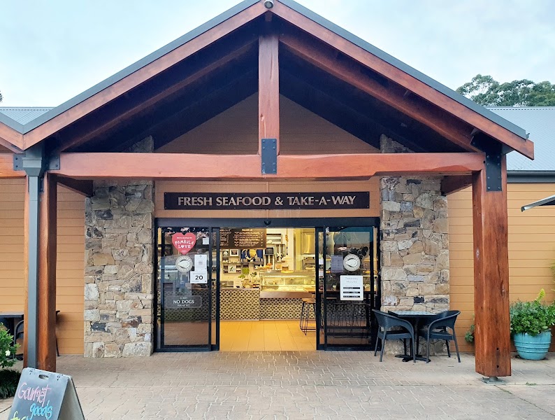 Wheelers Seafood Restaurant — Seafood — Melbourne to Sydney — Australia